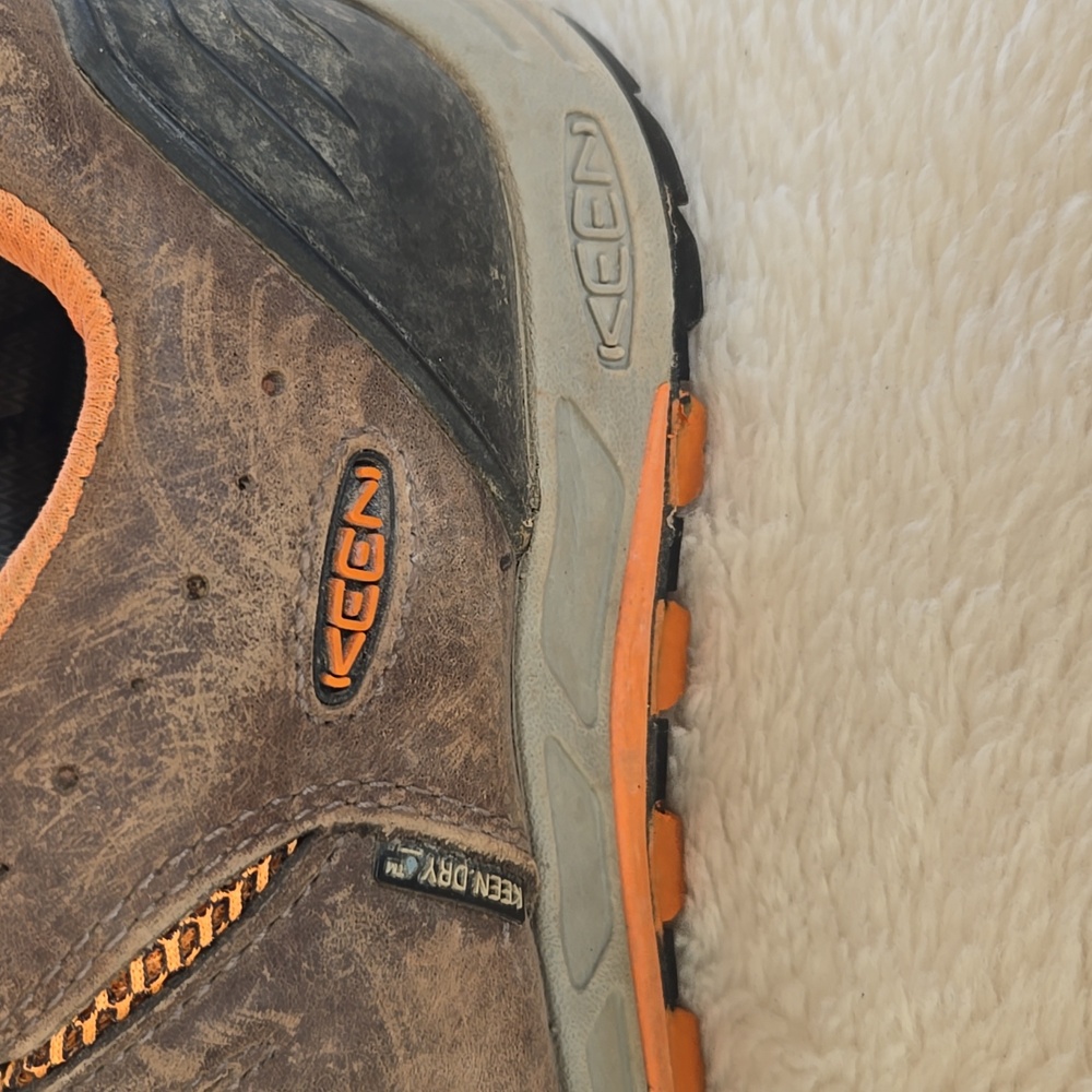 Keen Women's Shoes - Picture 8 of 10
